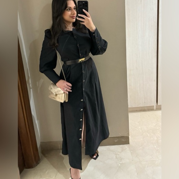 Reformation Halia Dress in Black - Picture 2 of 9